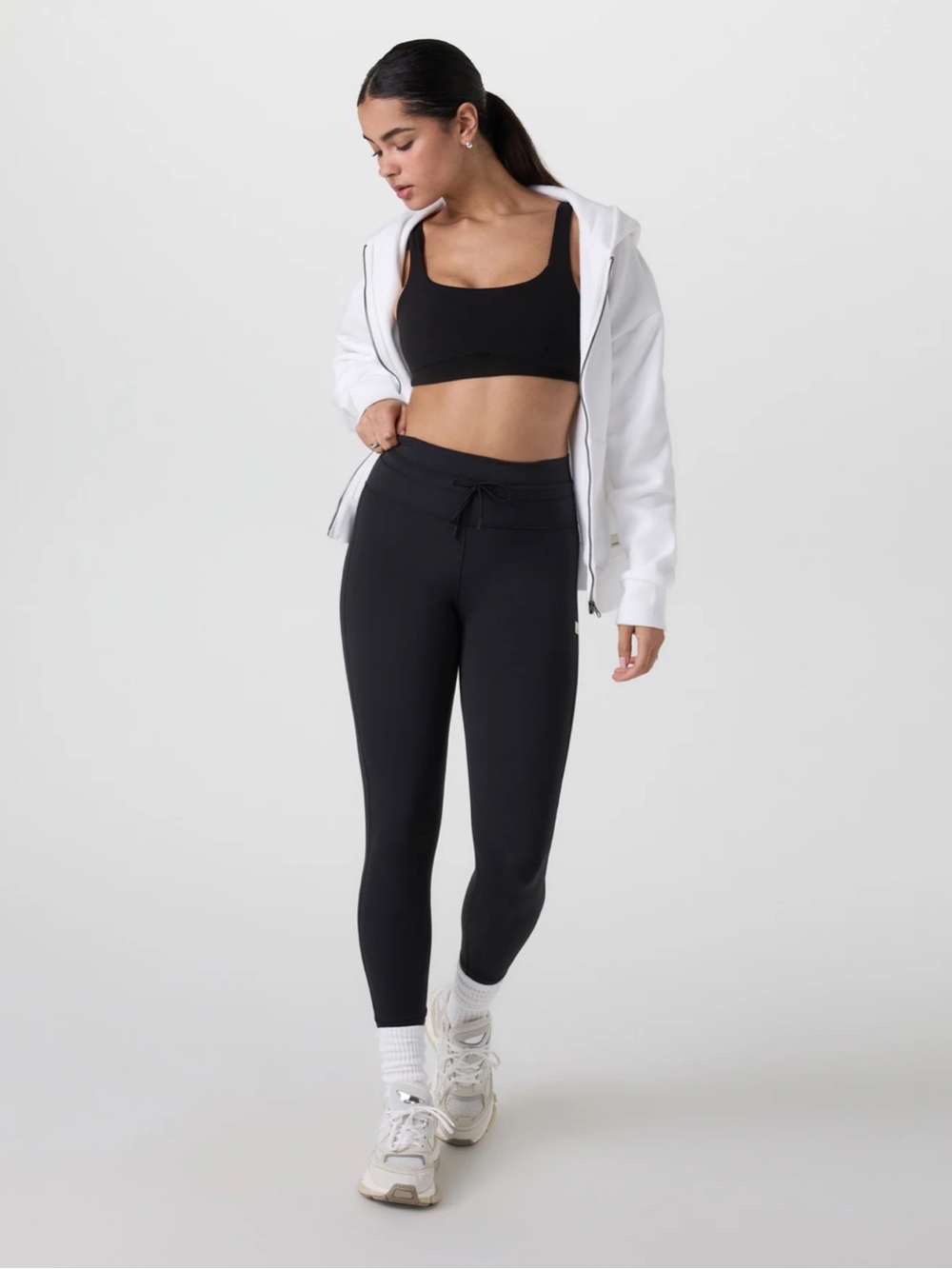 Vuori Daily Black High Rise 4Way Stretch 7/8 Drawcord Form BlissBlend Leggings M - Picture 2 of 16